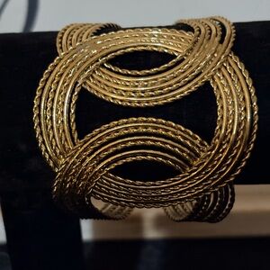 Chic Two-Tone Circle Link Cuff Bracelet
